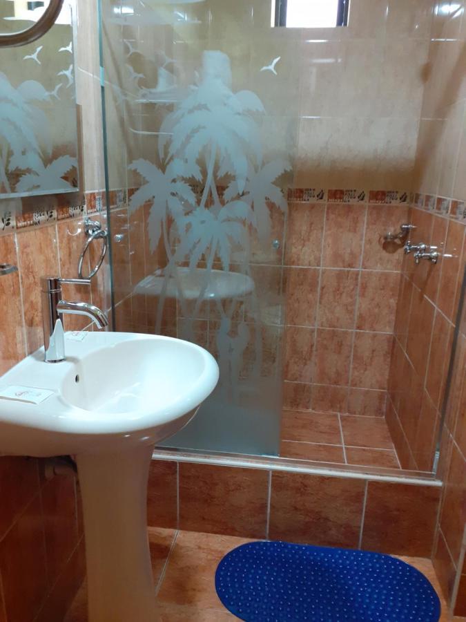 Hotel Wayra Лима Экстерьер фото